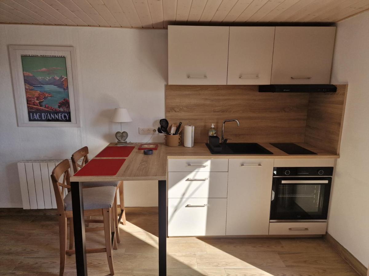 Studio Bellevue Appart Independant Renove 2024 Piscine Parking Proche Centre Annecy Poisy 외부 사진