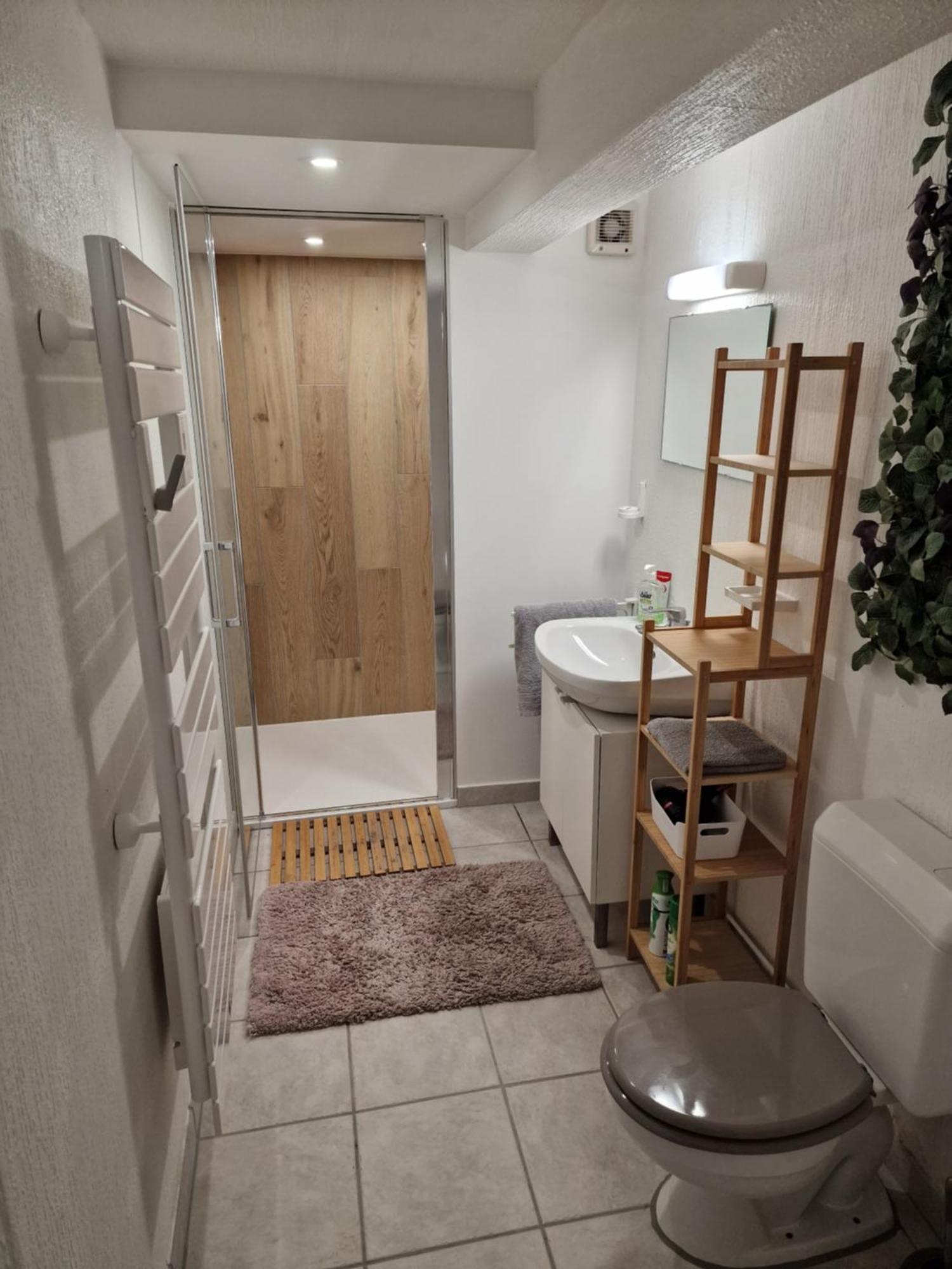 Studio Bellevue Appart Independant Renove 2024 Piscine Parking Proche Centre Annecy Poisy 외부 사진